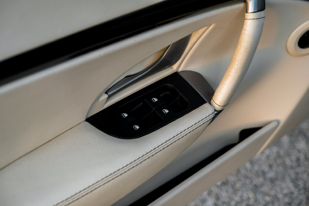 Used 2016 Maserati GranTurismo Sport RWD image 48