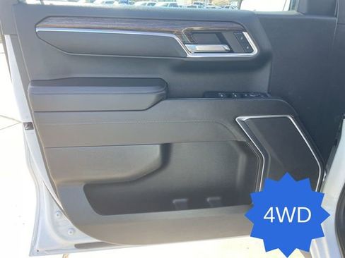 Used 2023 GMC Sierra 1500 SLE image 21