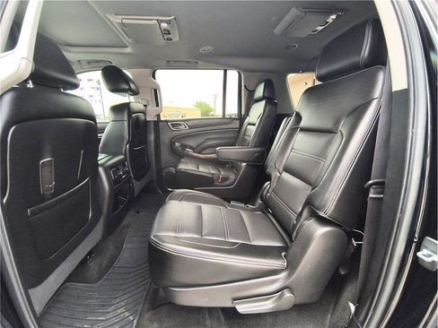 Used 2016 GMC Yukon XL Denali w/ Open Road Package image 10