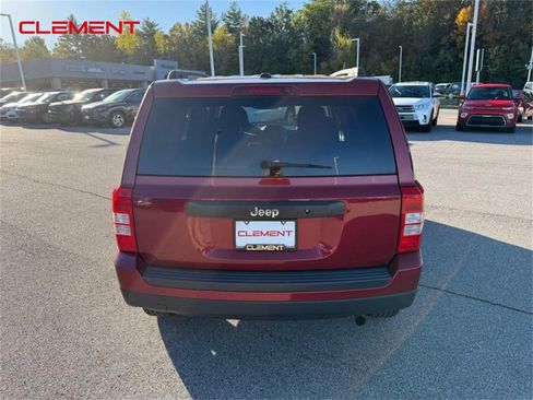 Used 2016 Jeep Patriot Sport image 6