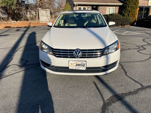 Used 2013 Volkswagen Passat 2.5 SEL image 10