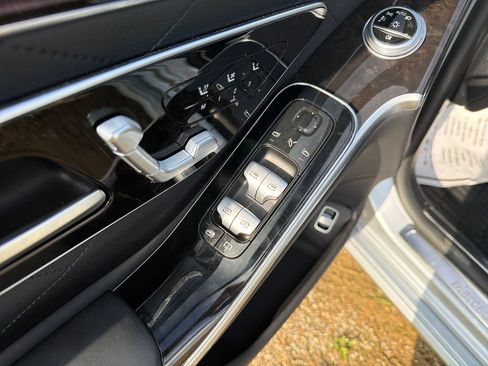 Used 2021 Mercedes-Benz S 580 4MATIC Sedan image 11