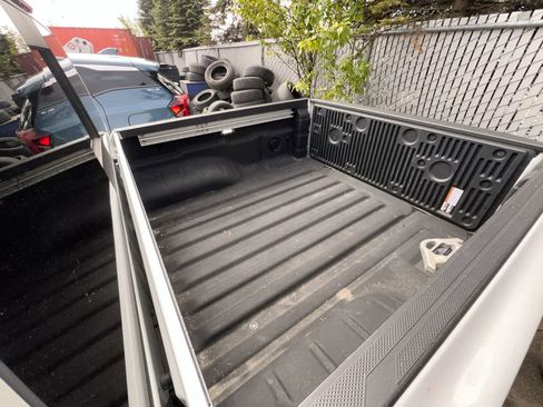 Used 2024 Nissan Frontier SV w/ SV Convenience Package AWD/4WD image 27