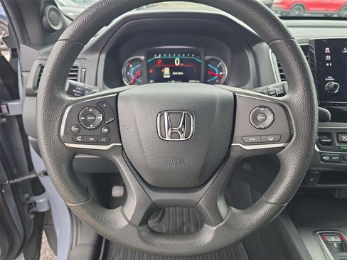 Used 2022 Honda Pilot Sport image 25
