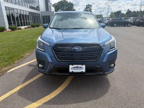 Used 2023 Subaru Forester Premium AWD/4WD image 2