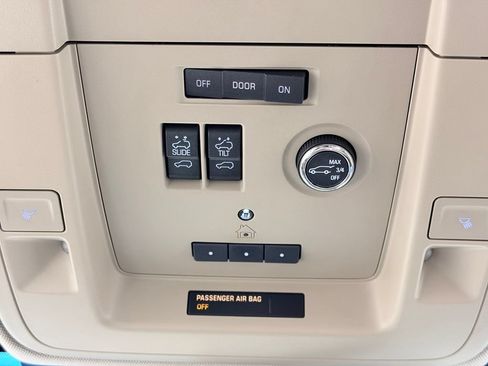 Used 2018 GMC Yukon Denali AWD/4WD image 63