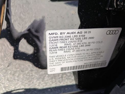 New 2025 Audi Q3 2.0T Premium w/ Convenience Package image 39