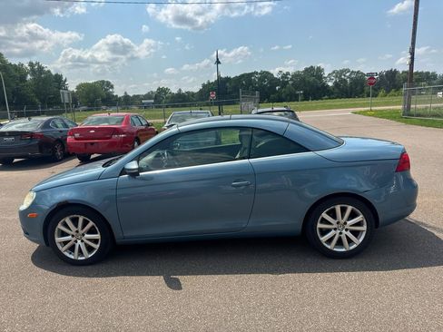 Used 2009 Volkswagen Eos Komfort FWD image 8