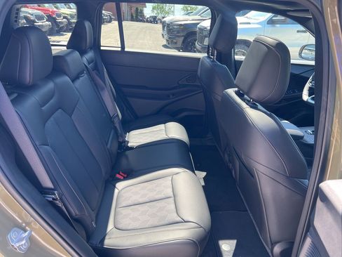 New 2026 Jeep Cherokee Overland w/ Advanced Pro Tech Group AWD/4WD image 20