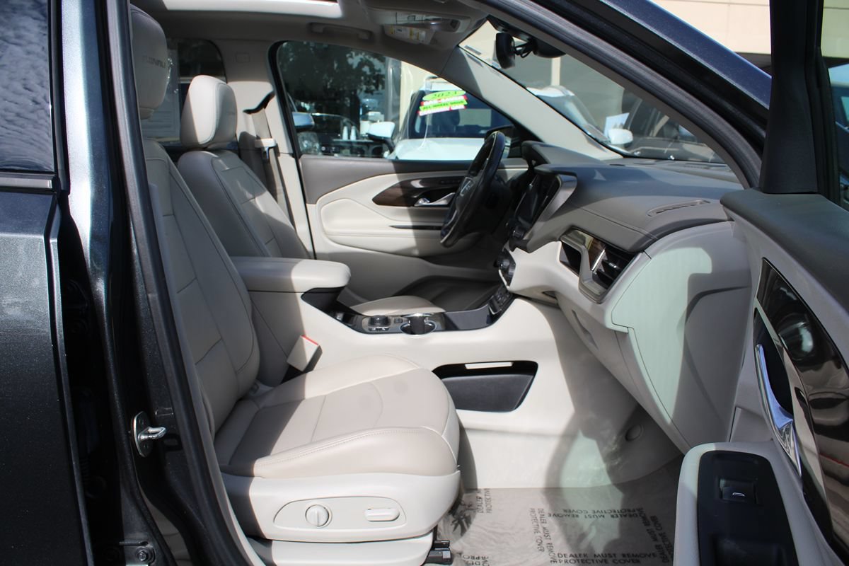 Used 2020 GMC Terrain Denali w/ Denali Premium Package AWD/4WD image 22