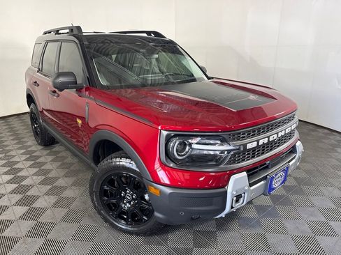 Used 2025 Ford Bronco Sport Badlands w/ Topo Graphic Package AWD/4WD image 2