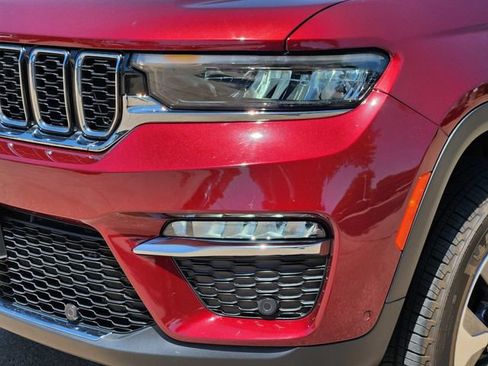 Certified 2023 Jeep Grand Cherokee 4WD 4xe w/ Luxury Tech Group II image 8