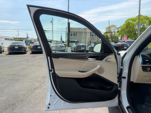 Used 2018 BMW X3 xDrive30i AWD/4WD image 9