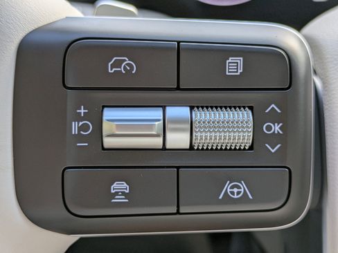 New 2026 Hyundai Santa Fe SE FWD image 27