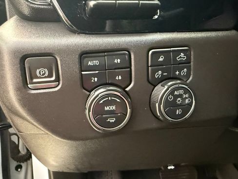 Used 2024 Chevrolet Silverado 1500 ZR2 w/ Technology Package AWD/4WD image 37