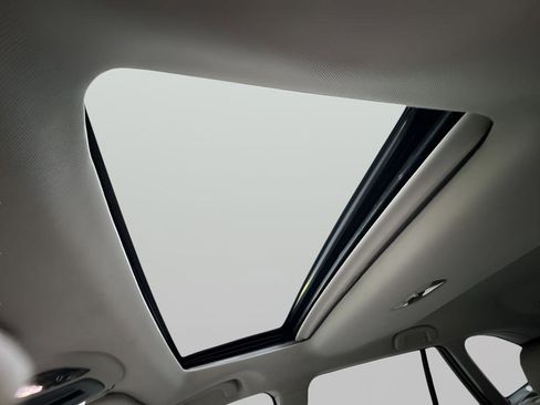 Used 2021 Subaru Outback Limited w/ Popular Package #2 image 16