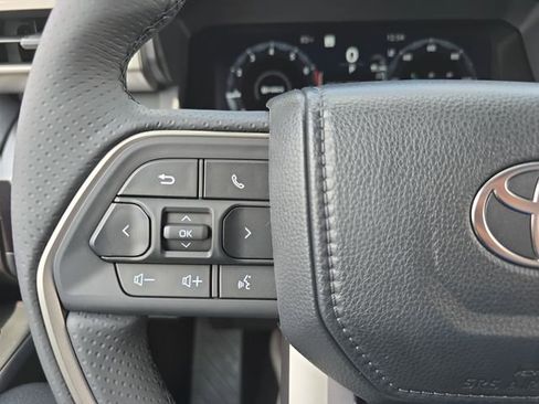 New 2026 Toyota 4Runner TRD Off-Road Premium AWD/4WD image 17