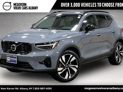 Used 2023 Volvo XC40 B5 Ultimate w/ Protection Package Premier