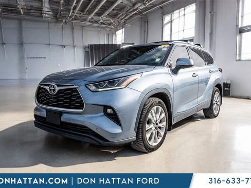 Used 2022 Toyota Highlander Limited image 23