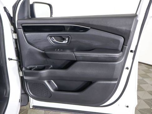 Used 2023 Honda Pilot EX-L image 23