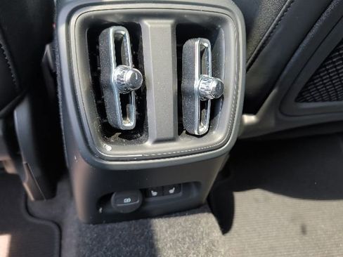 Used 2023 Volvo XC40 Recharge Plus AWD/4WD image 23