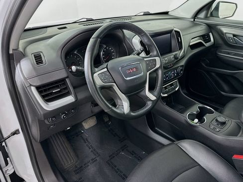 Used 2024 GMC Terrain SLT FWD image 15