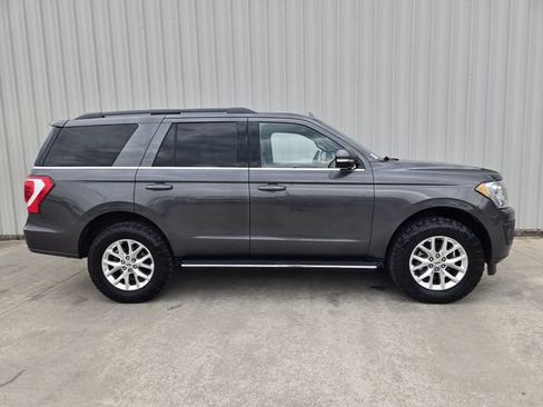 Used 2020 Ford Expedition XLT w/ Equipment Group 202A AWD/4WD image 5
