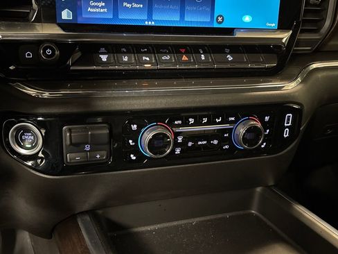 Certified 2024 Chevrolet Silverado 2500 High Country image 41