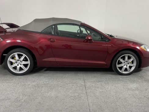 Used 2007 Mitsubishi Eclipse GT image 2