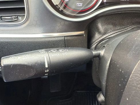 Used 2018 Dodge Charger GT image 13