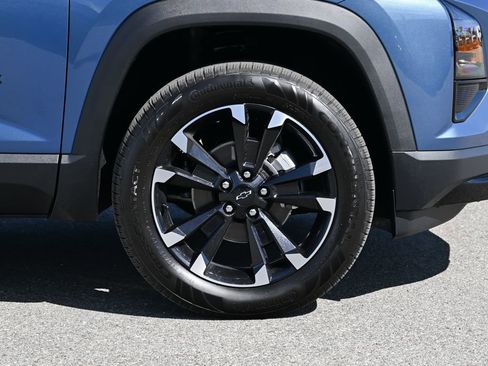 New 2026 Chevrolet Equinox RS FWD image 11