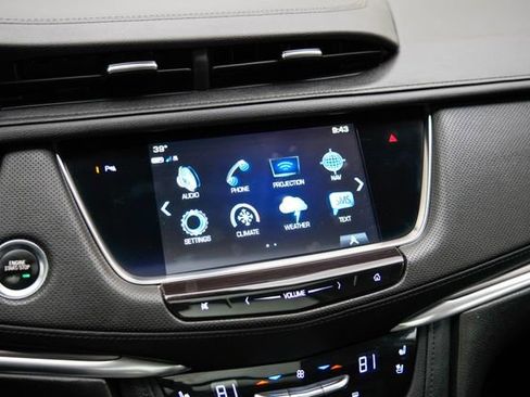 Used 2019 Cadillac XT5 Premium Luxury image 28