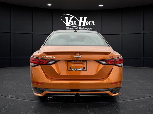New 2025 Nissan Sentra SR w/ Lighting Package FWD image 12