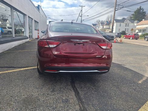 Used 2016 Chrysler 200 Limited Platinum w/ Comfort & Convenience Group FWD image 6