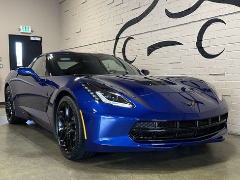 Used 2016 Chevrolet Corvette Stingray Coupe w/ Carbon Flash Badge Package RWD image 17