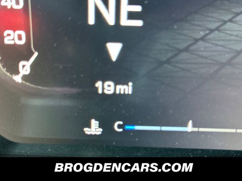 New 2026 GMC Sierra 2500 SLE w/ SLE Convenience Package image 6