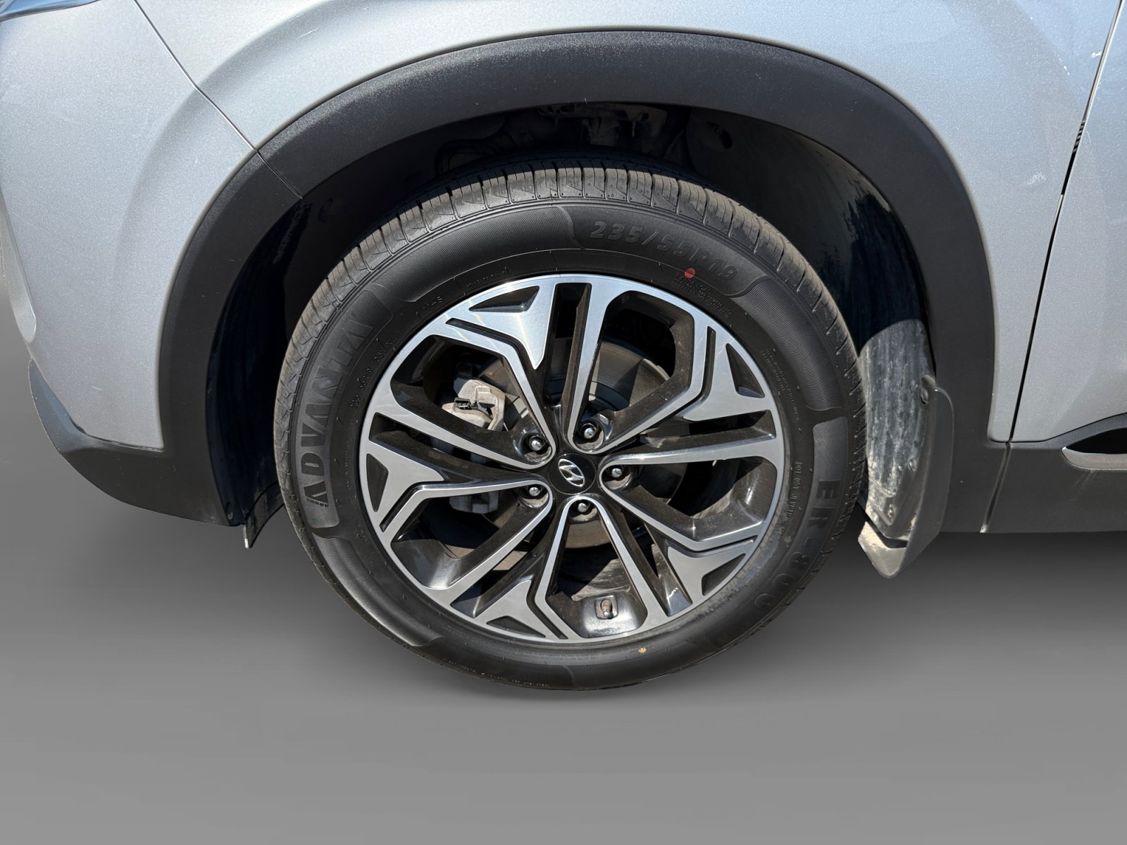 Used 2020 Hyundai Santa Fe SEL FWD image 9
