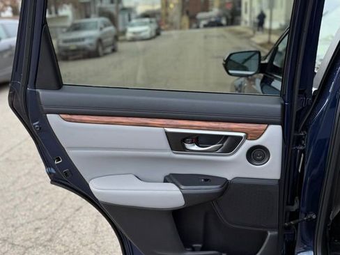 Used 2022 Honda CR-V Touring image 23