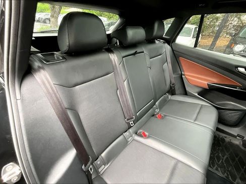 Used 2021 Volkswagen ID.4 Pro S image 18