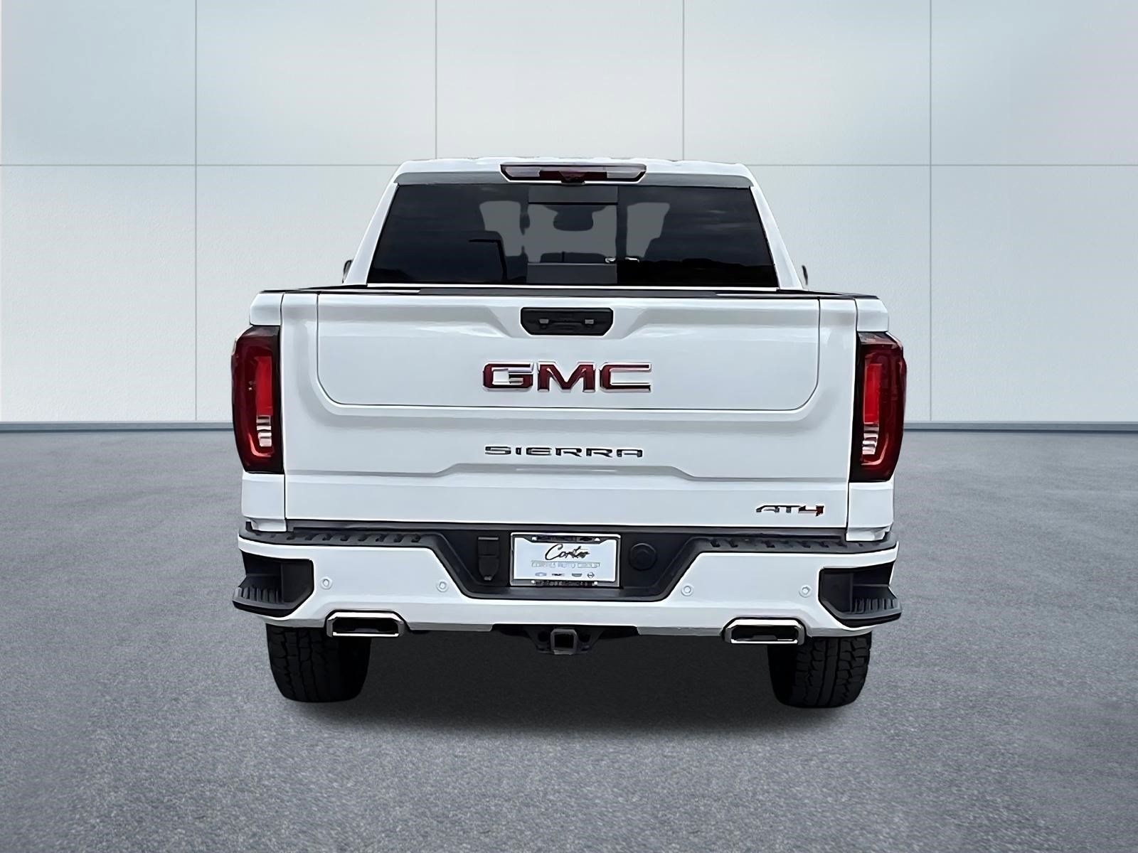 Used 2025 GMC Sierra 1500 AT4 w/ Technology Package AWD/4WD image 5