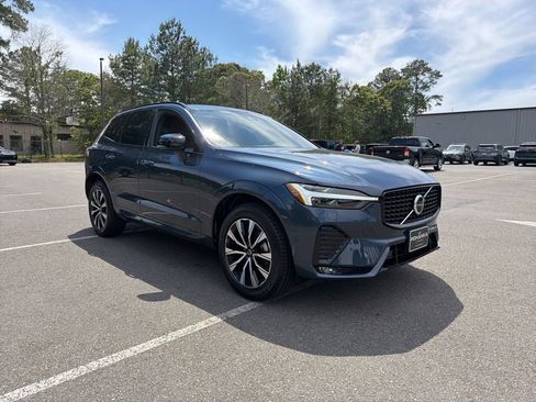 Used 2024 Volvo XC60 B5 Plus w/ Climate Package AWD/4WD image 6
