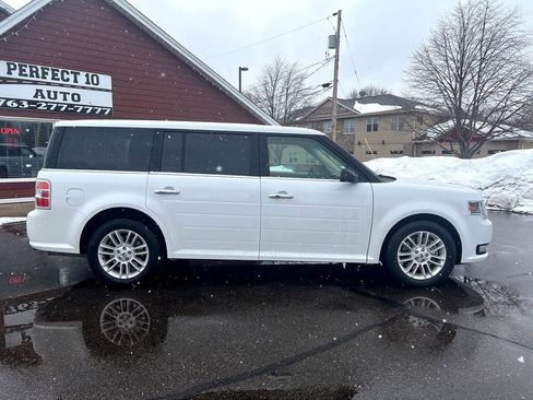 Used 2019 Ford Flex SEL image 5