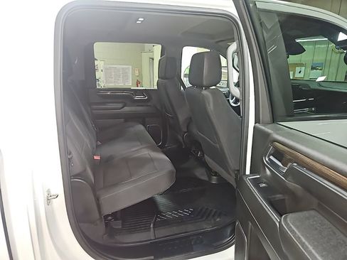 Used 2024 Chevrolet Silverado 2500 LT image 30