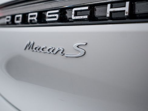 New 2026 Porsche Macan S image 26