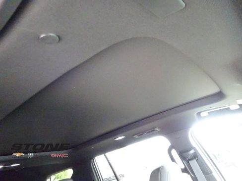 New 2026 Chevrolet Traverse LT w/ Sun and Wheel Package image 19