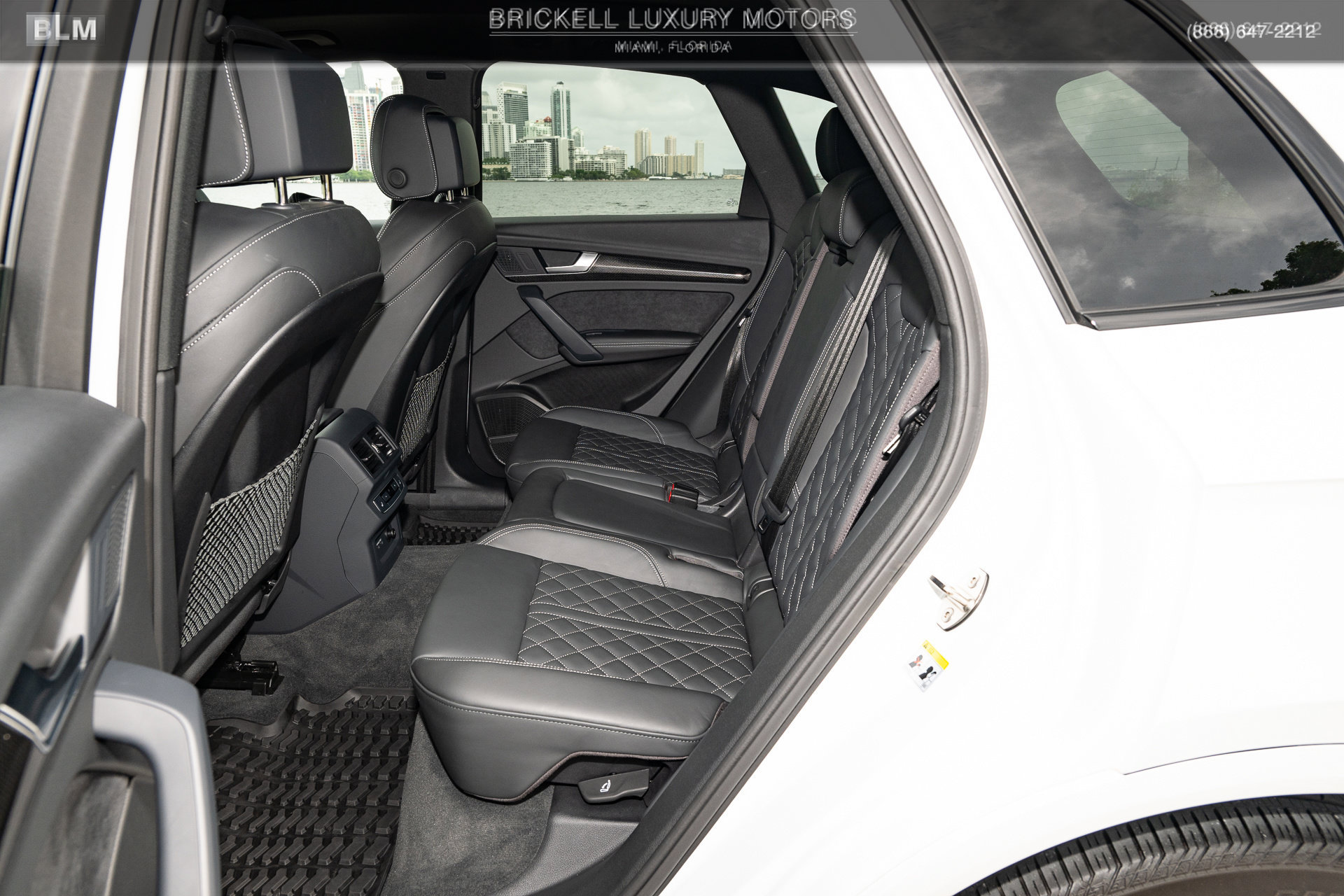 Used 2024 Audi SQ5 Prestige AWD/4WD image 28