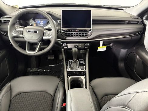 New 2026 Jeep Compass Latitude AWD/4WD image 34