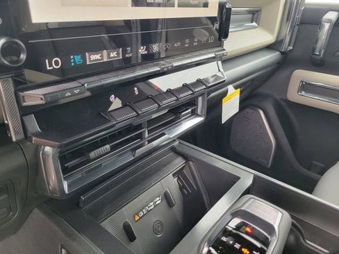 New 2026 GMC Hummer EV SUV image 23
