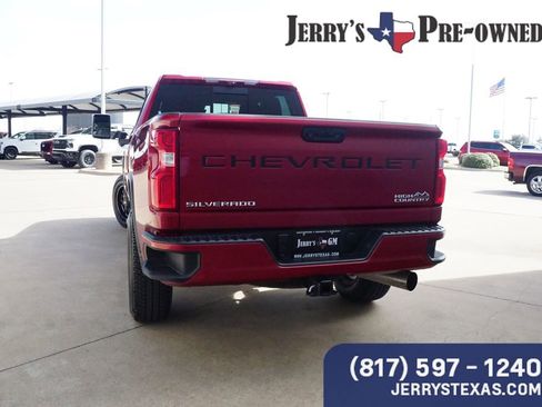 Used 2024 Chevrolet Silverado 2500 High Country w/ Technology Package image 4