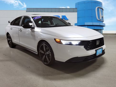 Certified 2023 Honda Accord Sport image 32